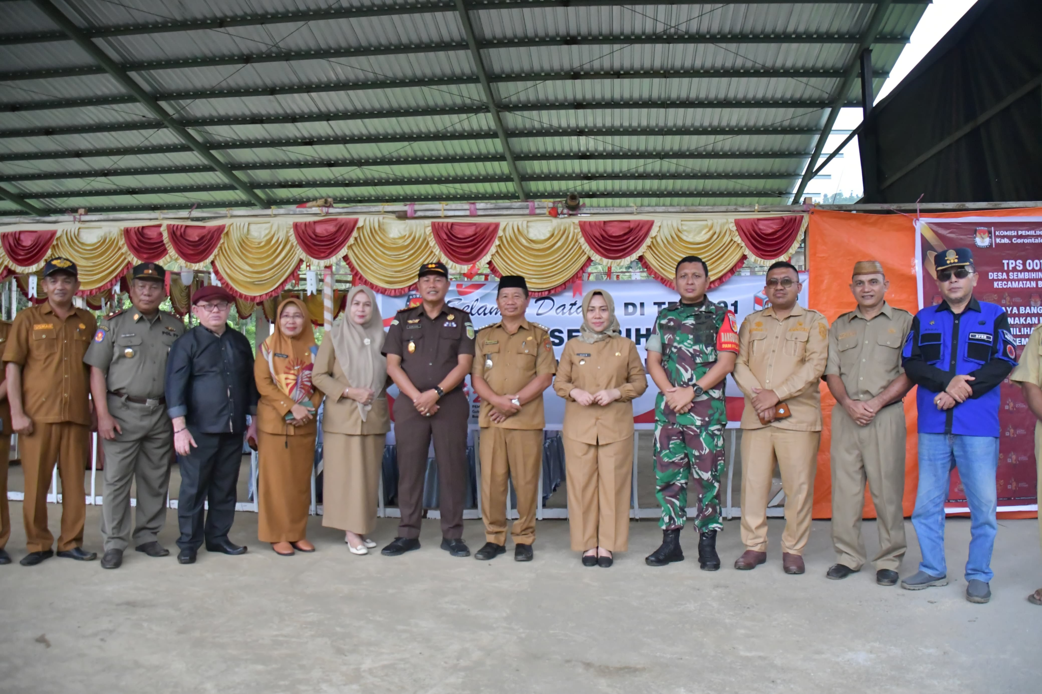 Dipimpin Pj Bupati Sila Botutihe, Forkopimda Gorut Tinjau Kesiapan Pemungutan Suara di Kecamatan Biau