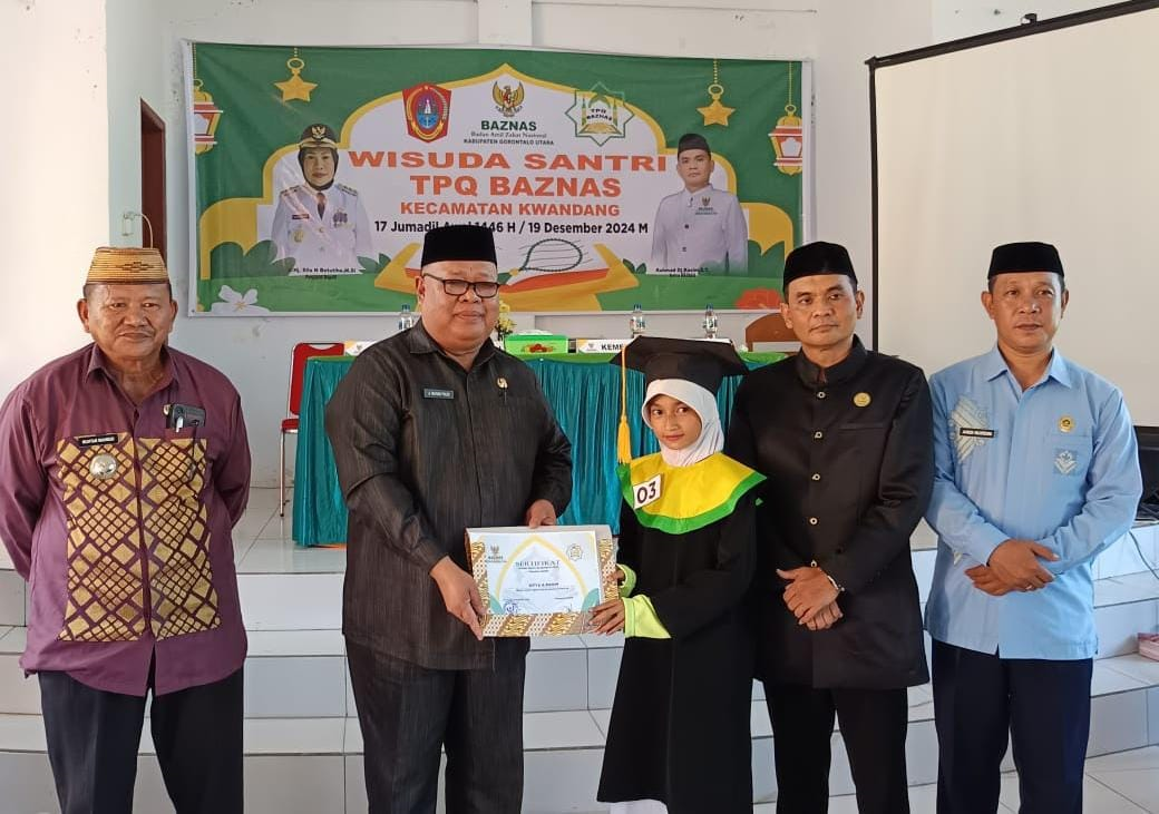 Hadiri Wisuda Santri TPQ Baznas, Asisten I Setda Gorut: Pendidikan Keagamaan Menjadi Bekal Generasi ke Depan