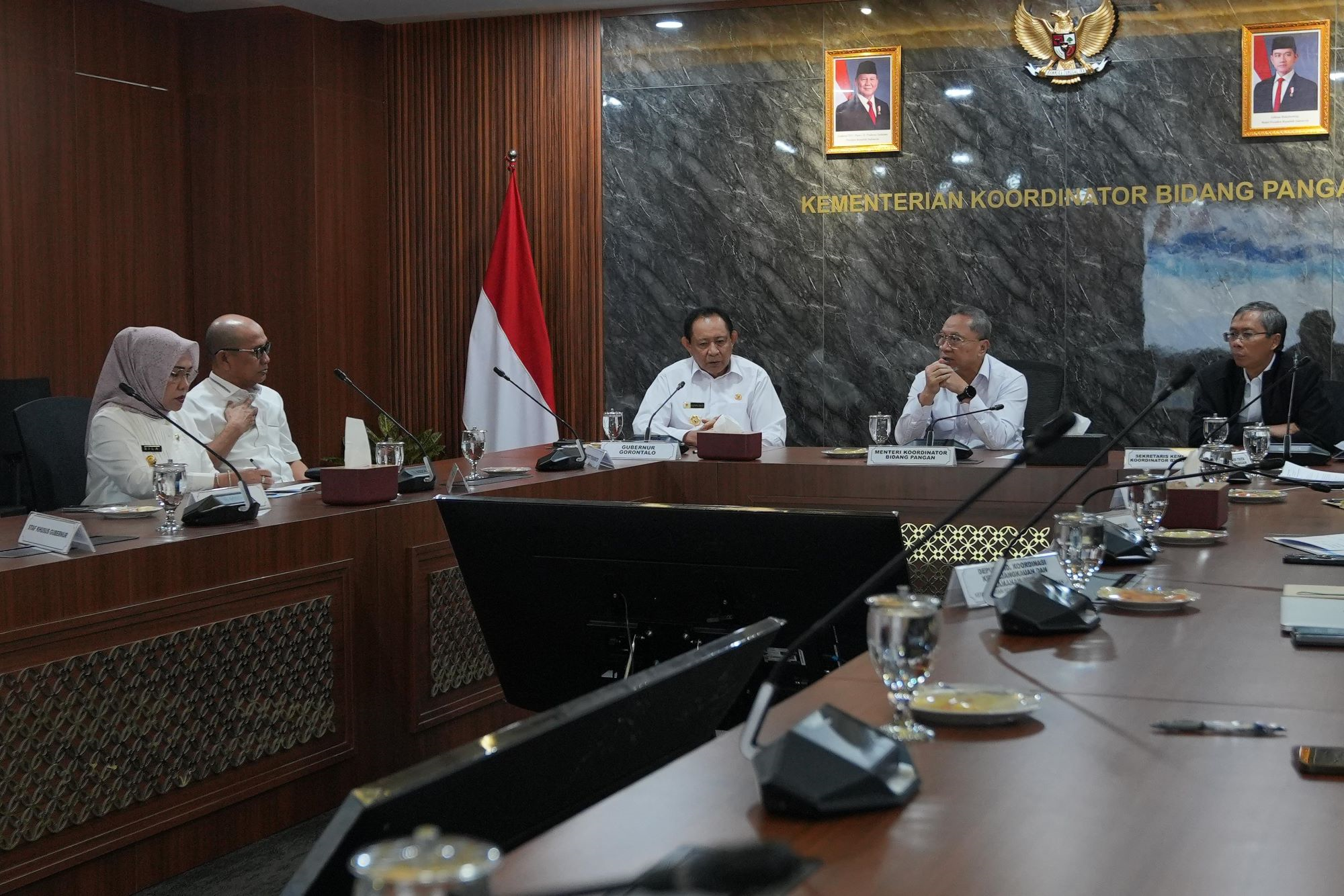 Pj.Bupati Gorontalo Utara Dampingi Gubernur Gorontalo Audiens Dengan Menko Bidang Pangan Republik Indonesia