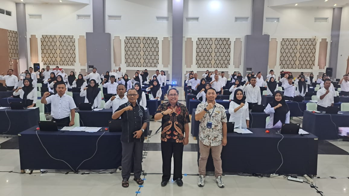 Beri Semangat Ke Peserta, Sekda Gorontalo Utara menghadiri Seleksi PPPK Tahap II