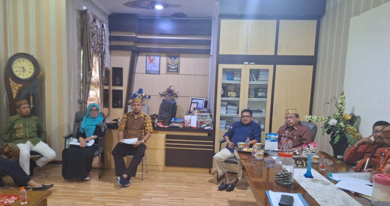 Sekda Pimpin Rapat Persiapan Adat Modepito Pj. Bupati dan Adat Molo’opu Bupati dan Wakil Bupati Gorontalo Utara