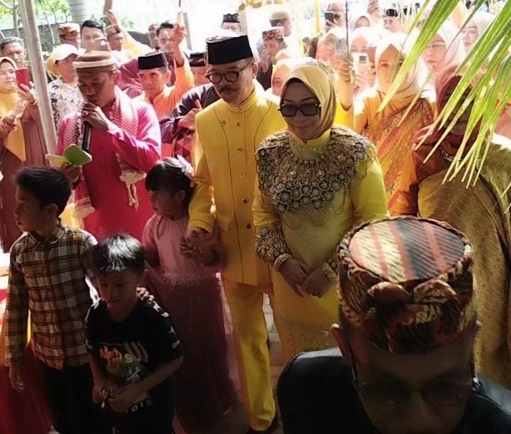 Wakil Bupati Gorontalo Utara Nurjanah Hasan Yusuf  Jalani Prosesi Upacara Adat Molo’opu