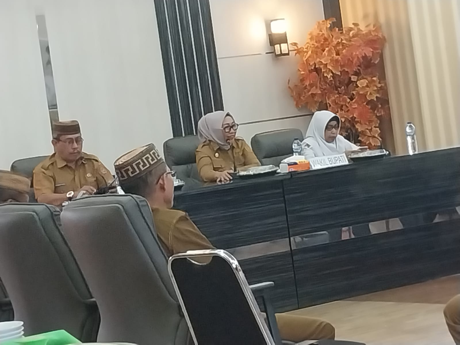 Wabup Gorut Sambut Kepulangan Jemaah Haji : Semoga Meningkatkan Ketakwaan di Masyarakat