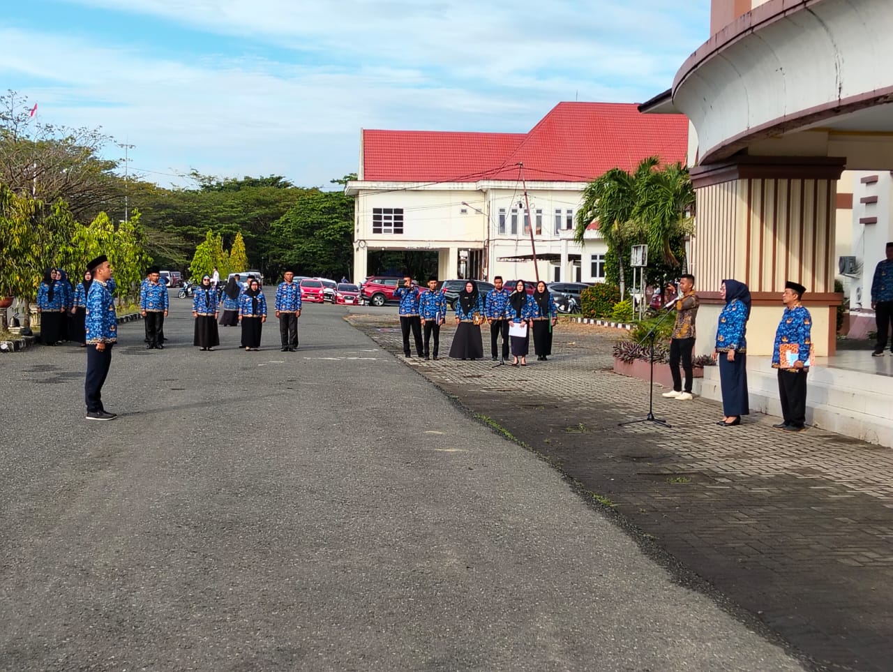 Wakil Bupati Gorontalo Utara Pimpin Apel KORPRI: Tegakkan Disiplin, Kebersihan, dan ASN Berakhlak