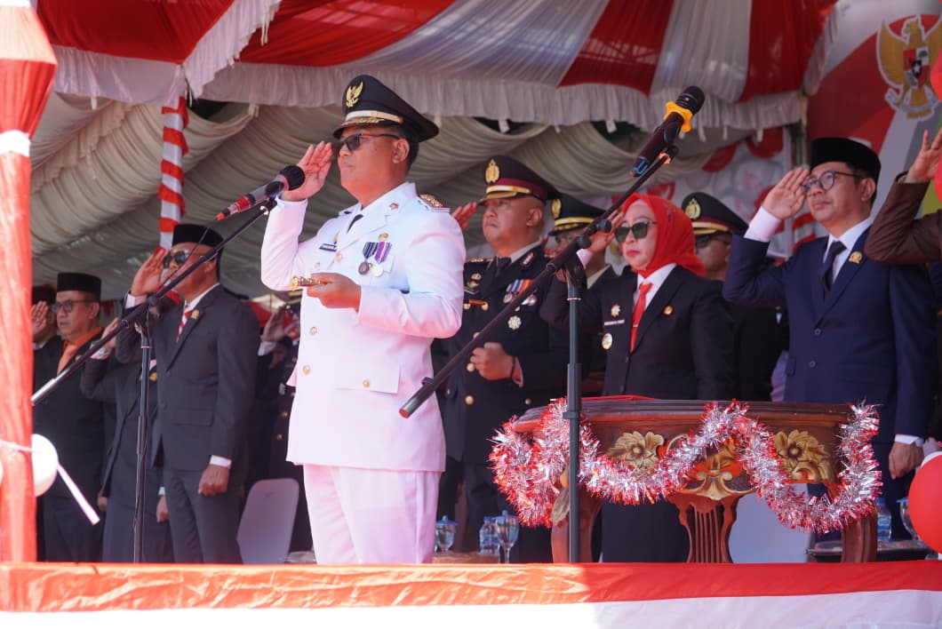 Bupati Thariq Modanggu sebagai Inspektur Upacara HUT RI ke-80
