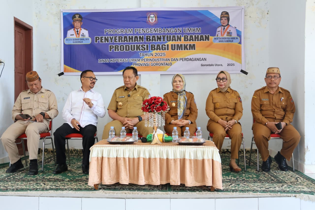 Wakil Bupati Gorontalo Utara Hadir dalam Penyerahan Bantuan Bahan untuk Pelaku UMKM