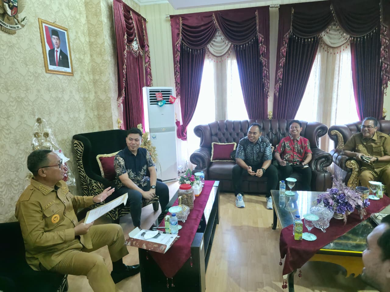 Bupati Thariq Modanggu Terima Kunjungan Silaturahmi dari Alfamart