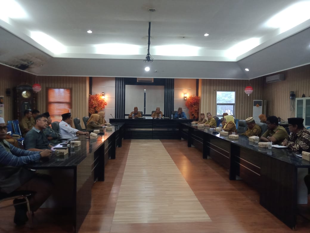 Sekda Suleman Lakoro Membuka Rapat Persiapan Peringatan Maulid Nabi Muhammad SAW 1447 H/2025 M