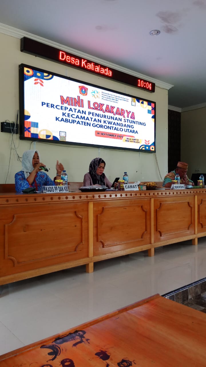Kadis PP dan KB Buka Mini Lokakarya Percepatan Penurunan Stunting di Kecamatan Kwandang