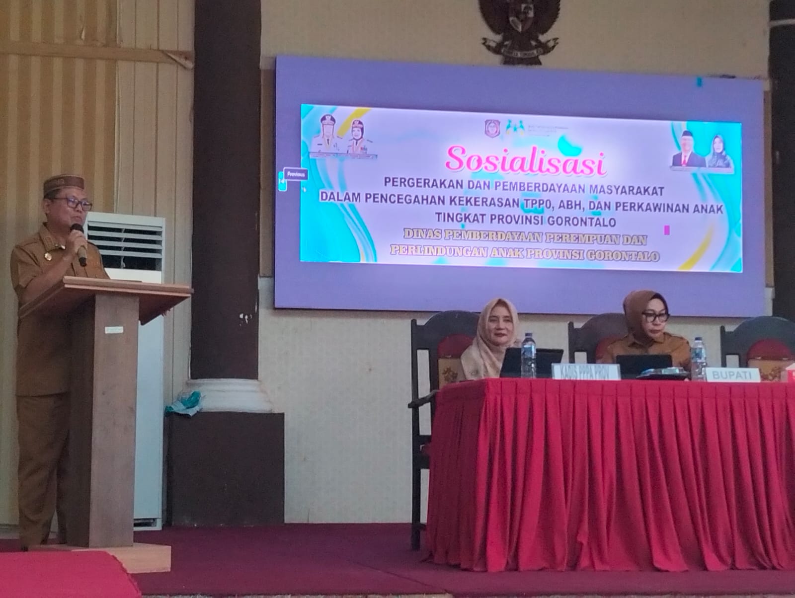 Bupati Thariq Modanggu dan Wabup Nurjanah Yusuf Buka Sosialisasi Pencegahan Kekerasan, TPPO, ABH, dan Perkawinan Anak