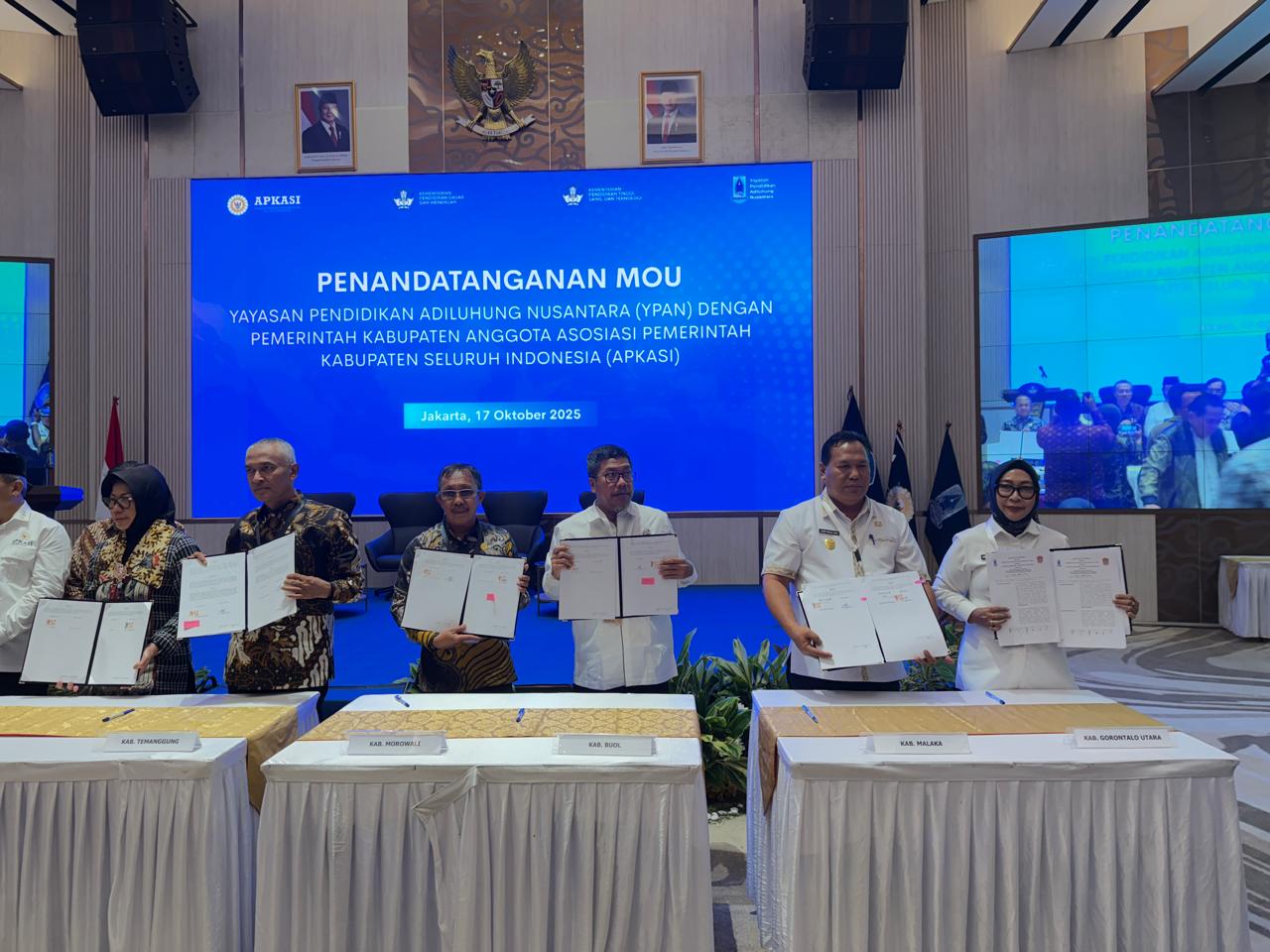 Wabup Hj. Nurjana Hasan Yusuf Pimpin Delegasi Gorontalo Utara di Forum Nasional Pendidikan di Jakarta