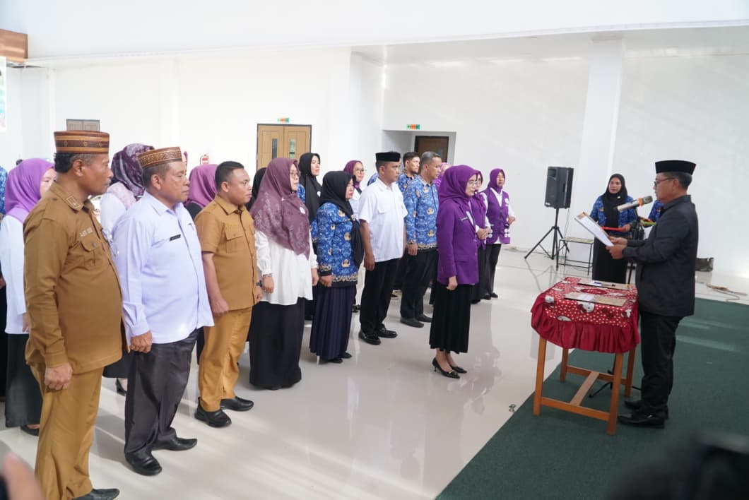 Bupati Thariq Kukuhkan TP Posyandu 2025-2030, Optimalkan Enam Bidang Standar Pelayanan Minimal (SPM)