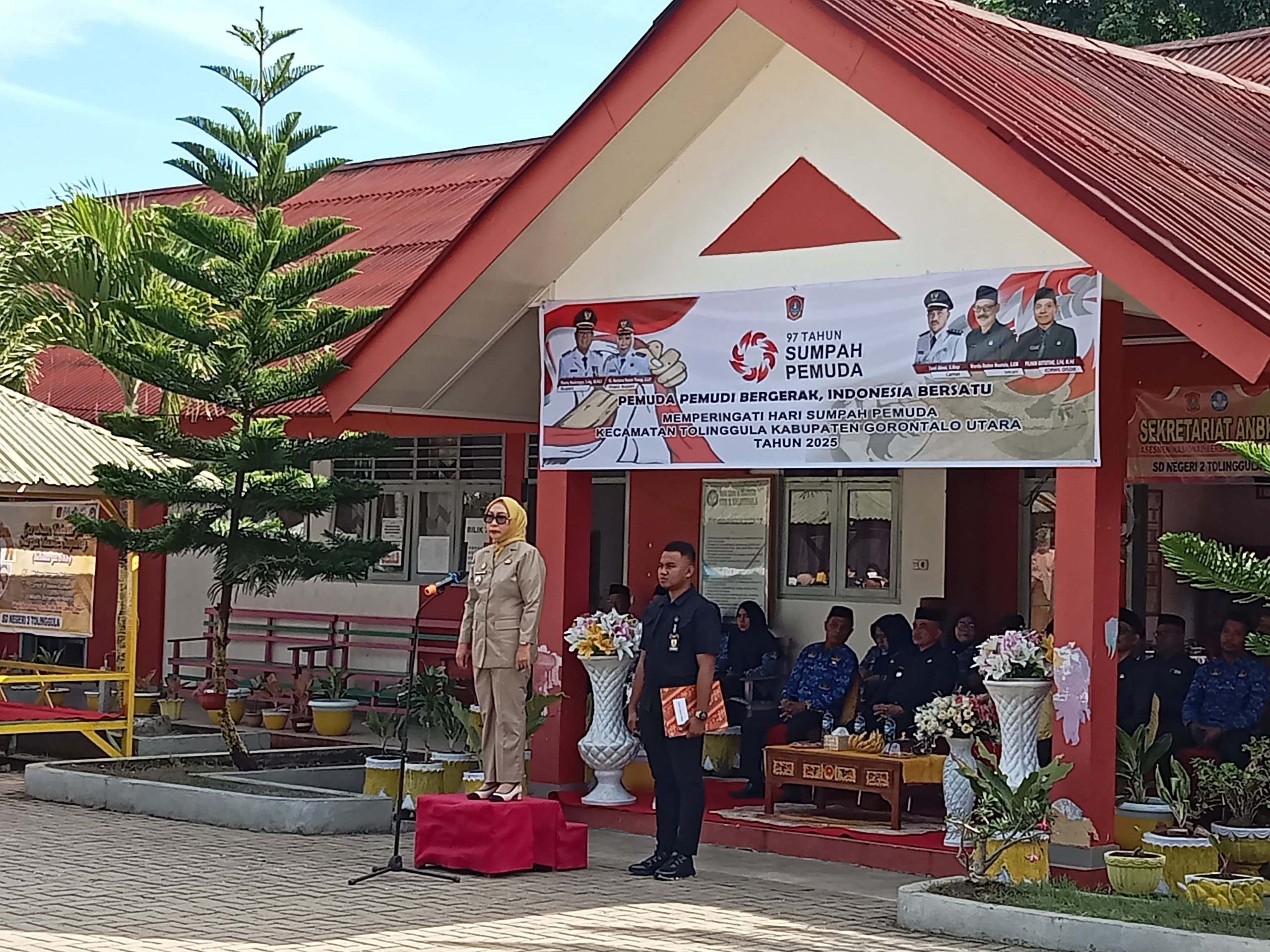 Wabup Nurjanah sebagai Inspektur Upacara Sumpah Pemuda : Kobarkan Semangat Sumpah Pemuda di Tolinggula