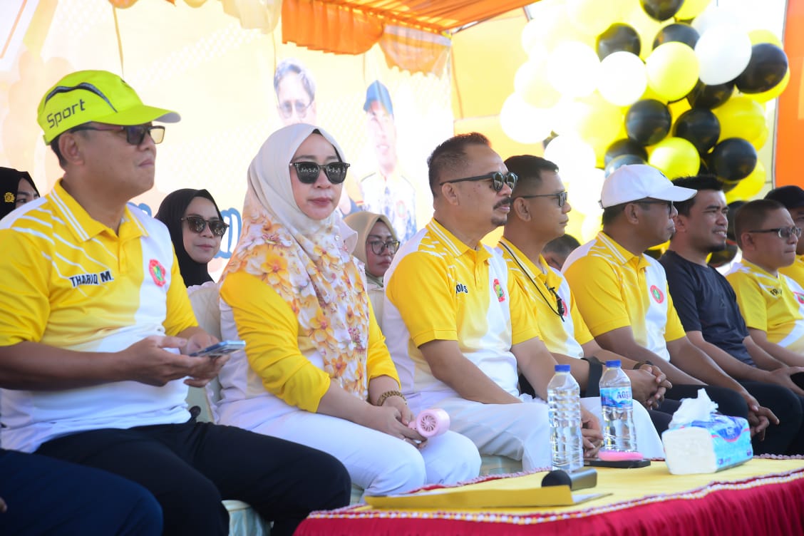 Bupati Thariq dan Wabup Nurjanah Canangkan Peringatan HUT PGRI ke-80 dan Hari Kesehatan Nasional ke-61 Kabupaten Gorontalo Utara