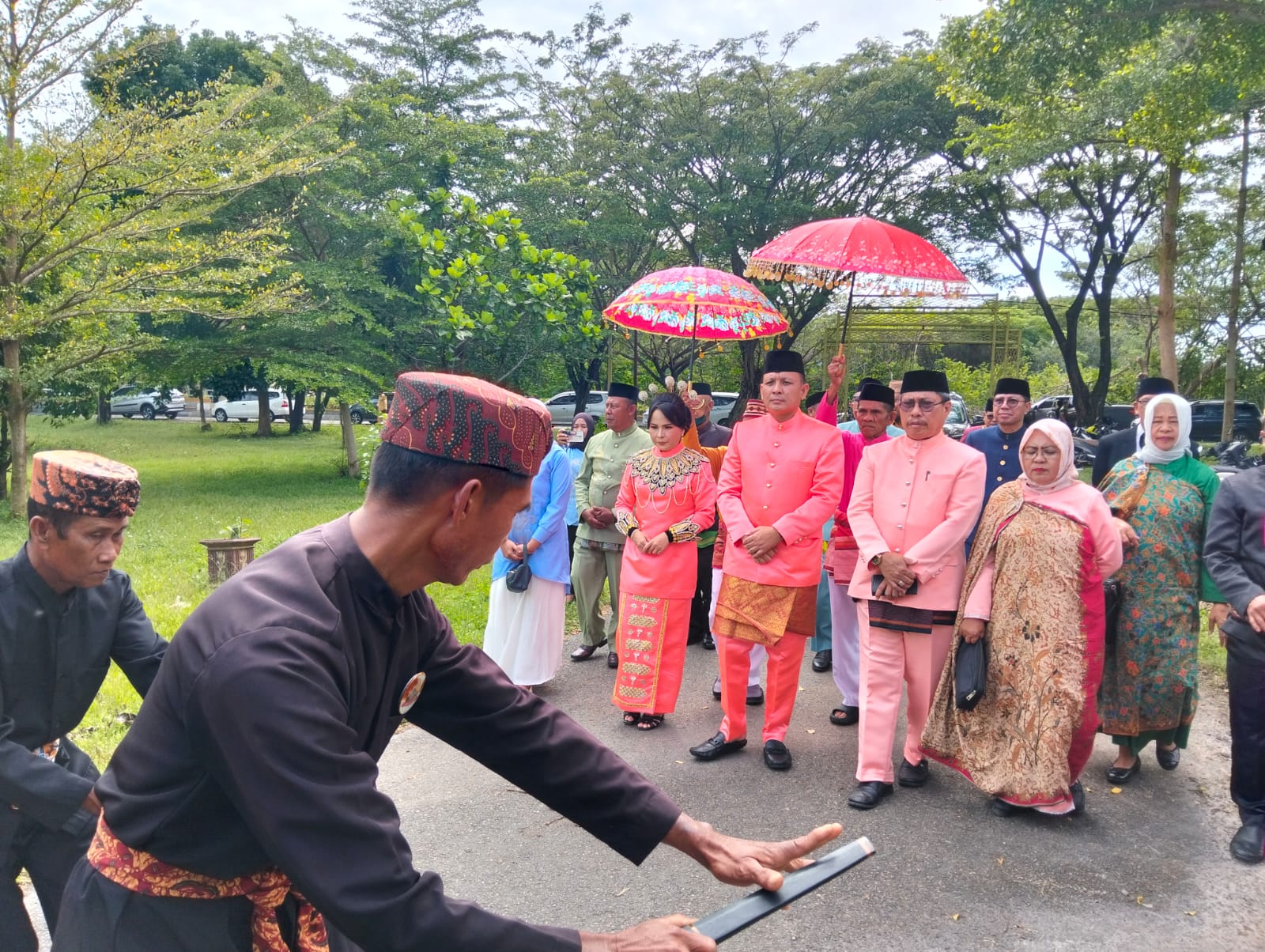 Proses Adat Modepito Dilaksanakan Untuk Mantan Komdan Kodim 1314 Gorontalo Utara Letkol Inf. Reyner D.R. Wajong