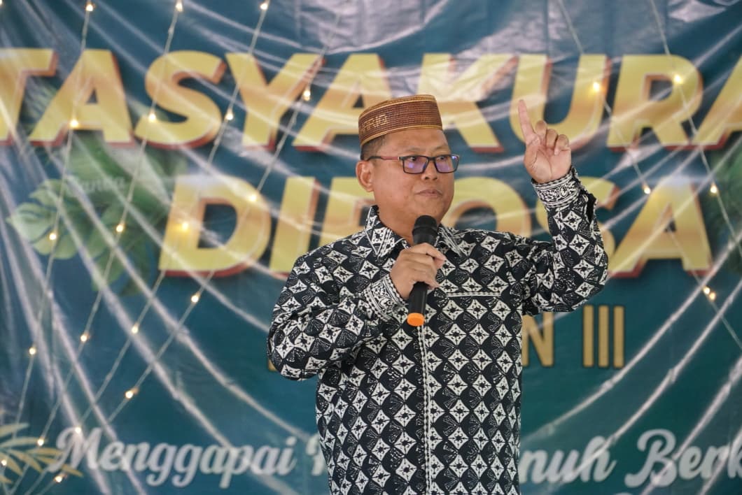 Bupati Thariq Modanggu Menghadiri Tasyakuran Dirosa Angkatan III di Kecamatan Sumalata